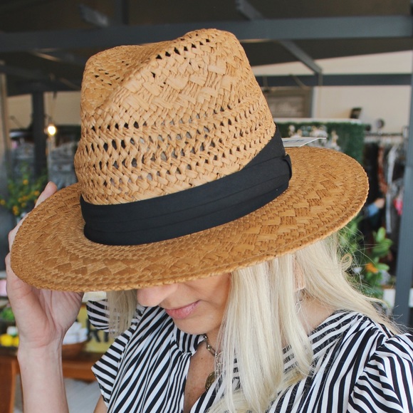 Find The Sun Short Brim Panama Hat-Light Brown - Picture 7 of 7